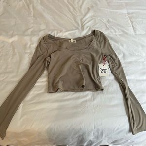 Green Long Sleeve Open Edit shirt never worn!